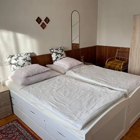 Oddych Pri Martinskych Holiach /mountains Vacation * Martin